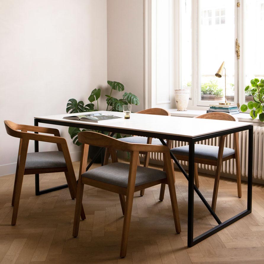 Hoeveel stoelen passen aan jouw rechthoekige tafel?